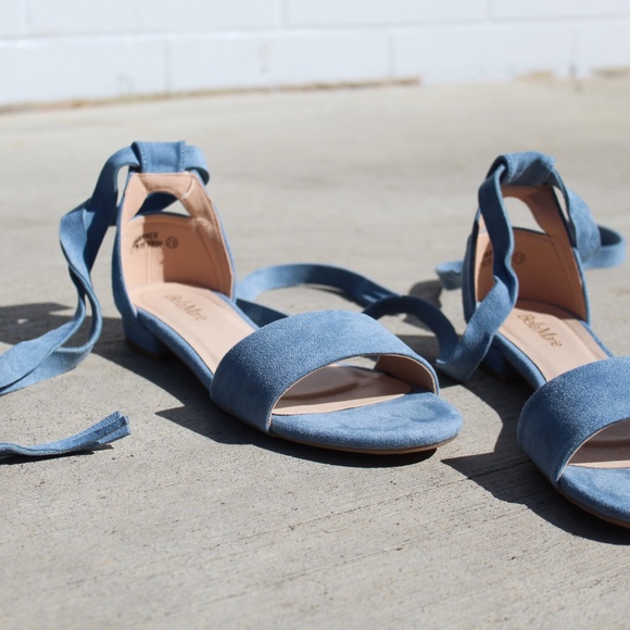 🚨LAST PAIR//The Laurel// Ash blue lace up Sandal - Picture 4 of 8